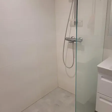 Modern In Tapiola Centre Apartamento *